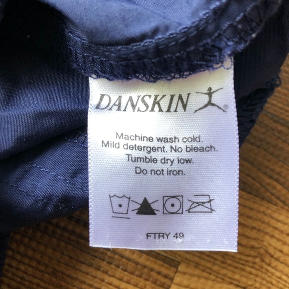 Danskin Blue Shorts L - Picture 7 of 8